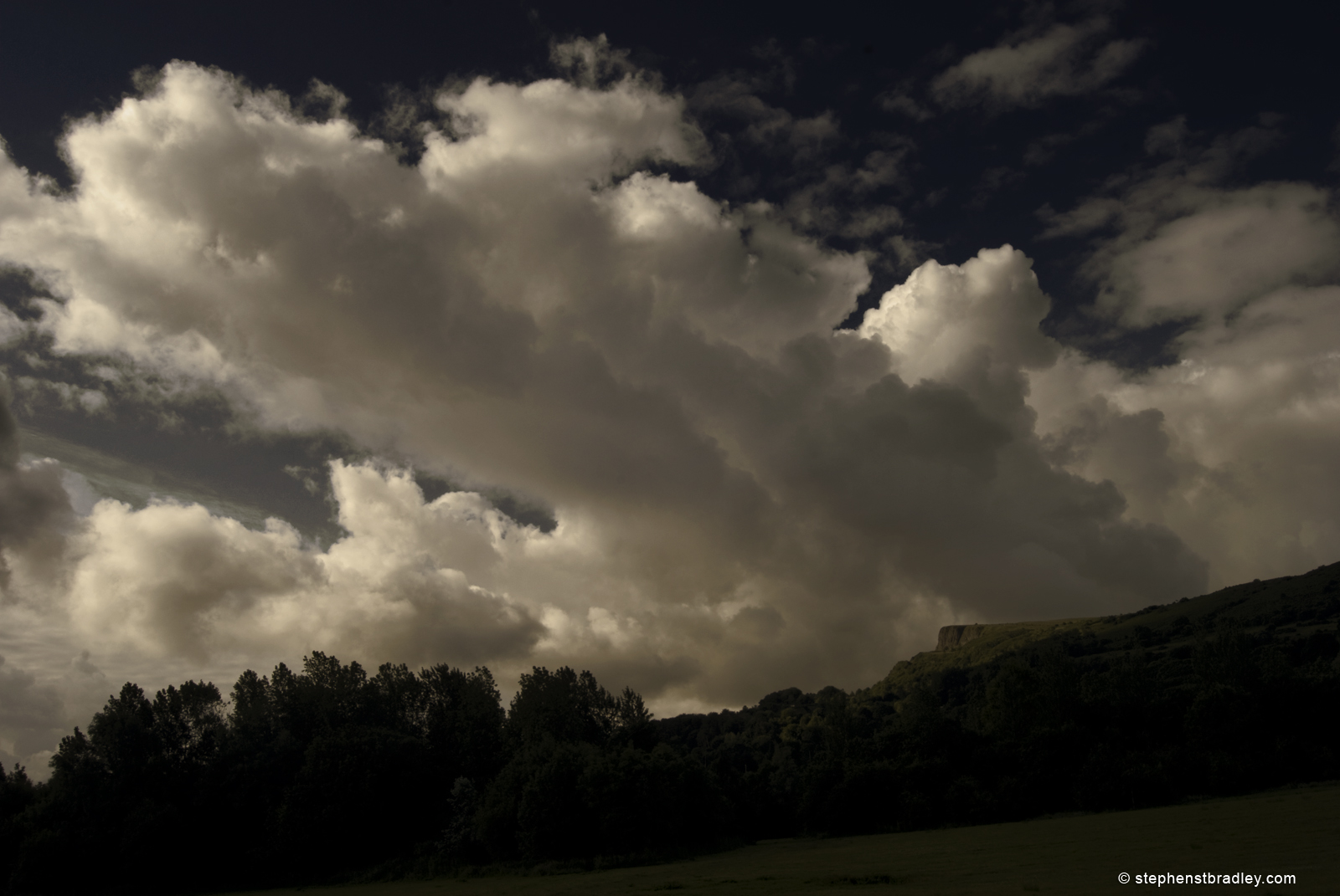 Landscape photograph of Cavehill Belfast, Northern Ireland, by Stephen Bradley photographer - photograph 2845.