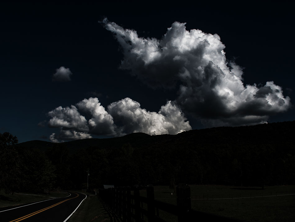 Cloudscape photograph taken from Salem Church Road, Georgia, USA - image 1397. Photo icon.