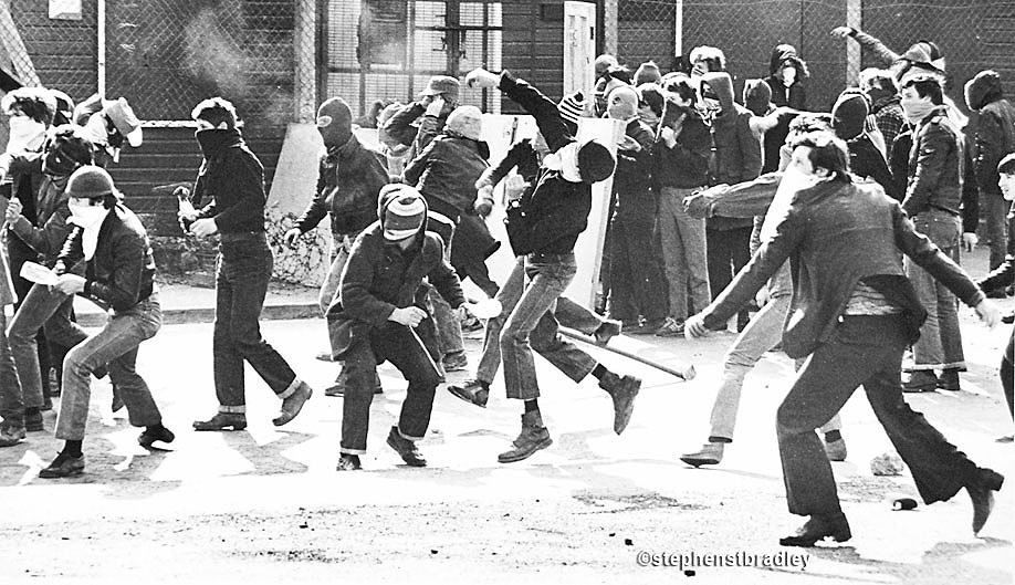 Rioters, Bogside, Derry, Northern Ireland, during IRA hunger strike, by Stephen S T Bradley, editorial, commercial, PR and advertising photographer, Dublin, Ireland